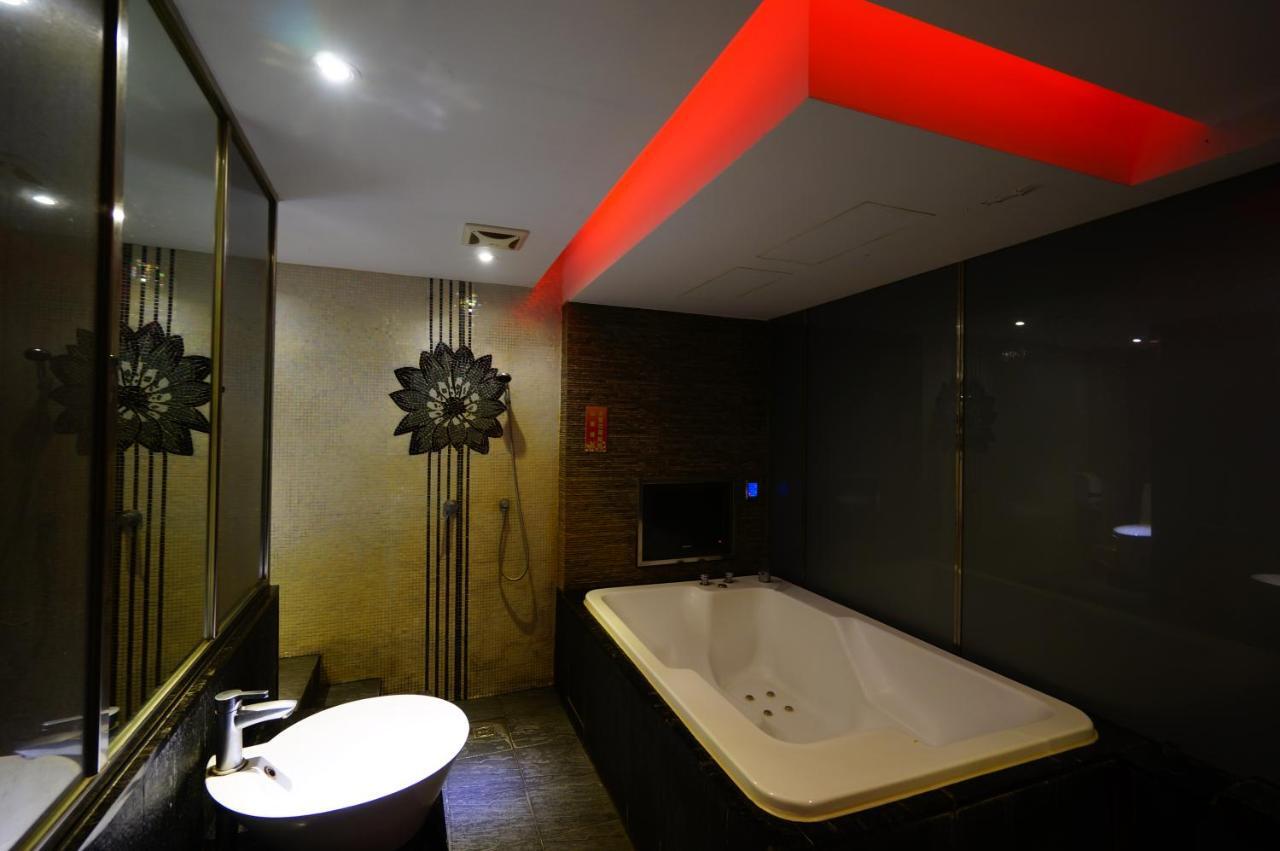 荷村 Motel Wuqi Ruang foto
